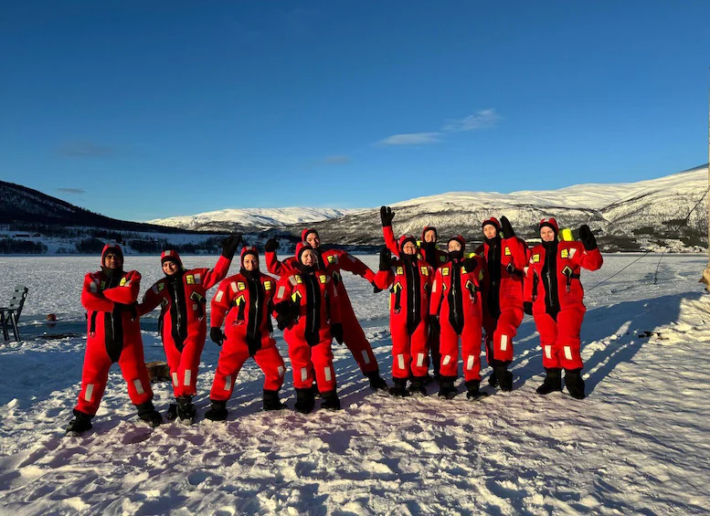 flutuação-artico-fiorde-tromso-087